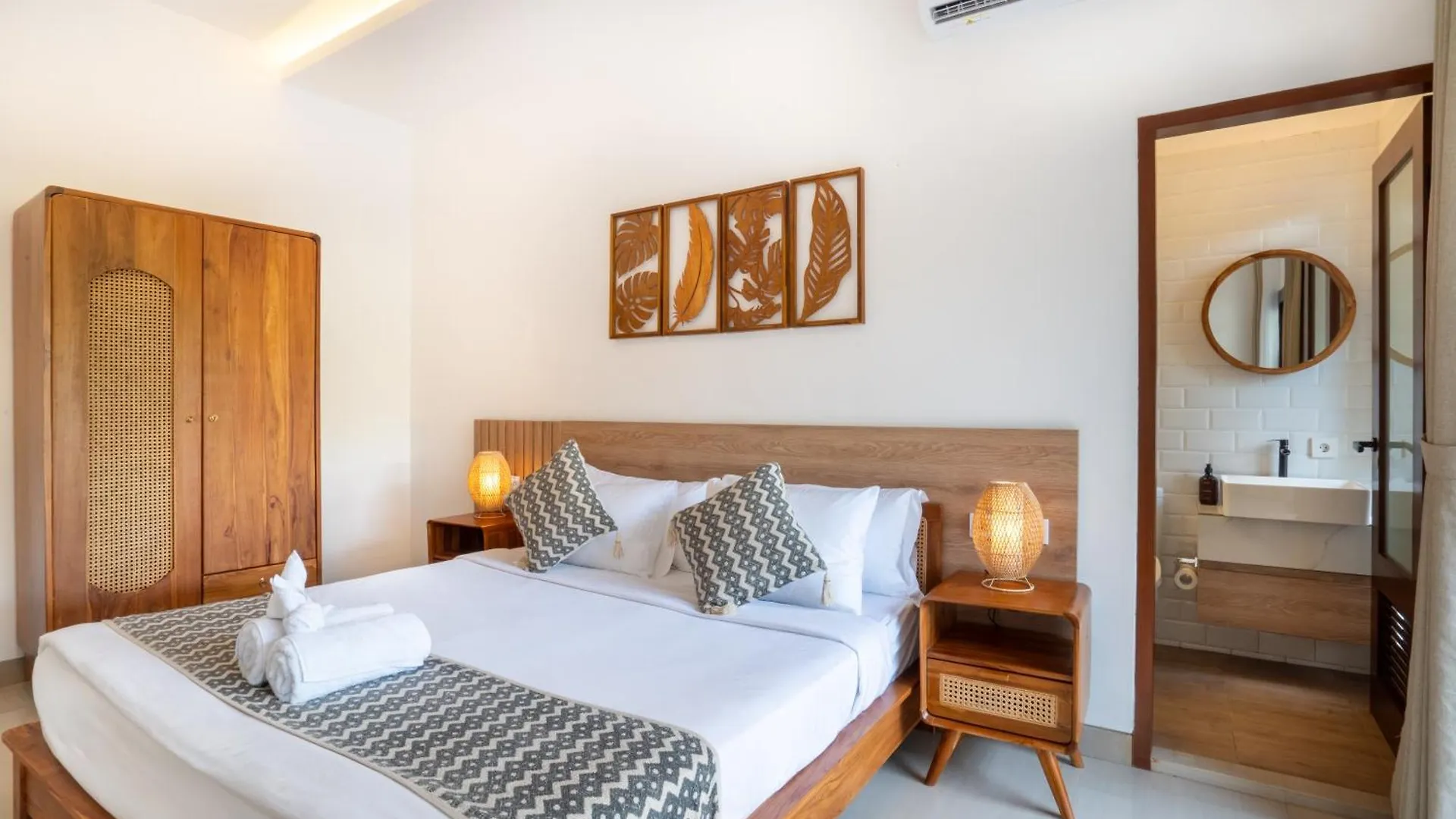 Jimbaran Breeze Villa Indonesia